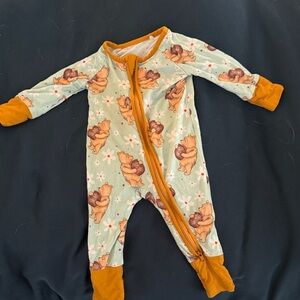 Disney Winnie the Pooh Baby Onesie - bamboo fabric